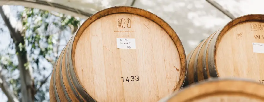 Imagen de barrica de la bodega Ata Rangi