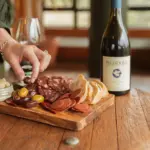 Botella y picata Pegasus bay Pinot noir 2022