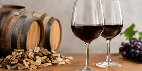 Roble vs crianza: qué cambia realmente en tu copa